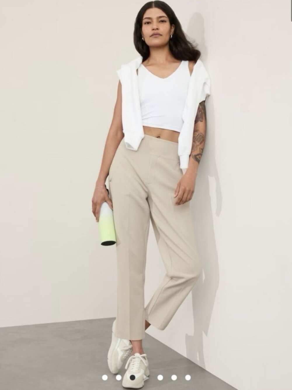 ATHLETA ENDLESS Cream Dress Pants size 8   Classic Tailored Fit